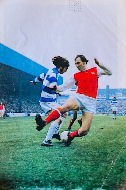 stan bowles v arsenal.jpg
